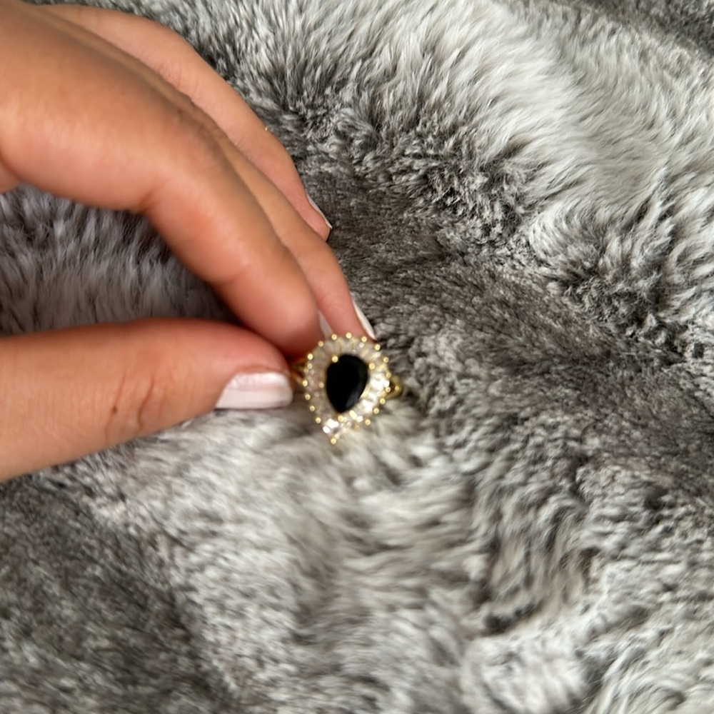 Lab created Pear Black Onyx Halo Ring - Picture 5 of 12